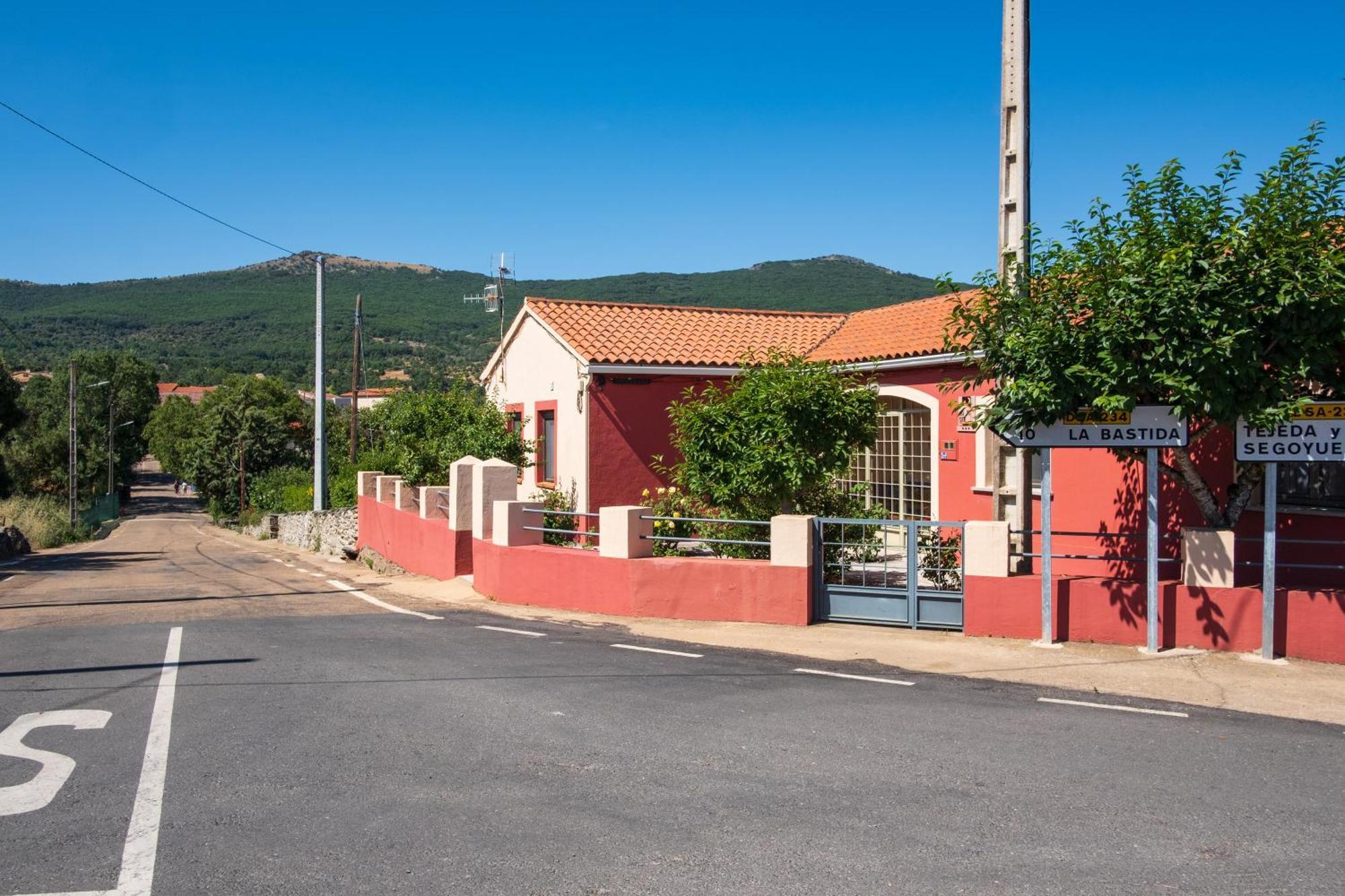 Casa Rural Rinconada La Rinconada de la Sierra Bagian luar foto